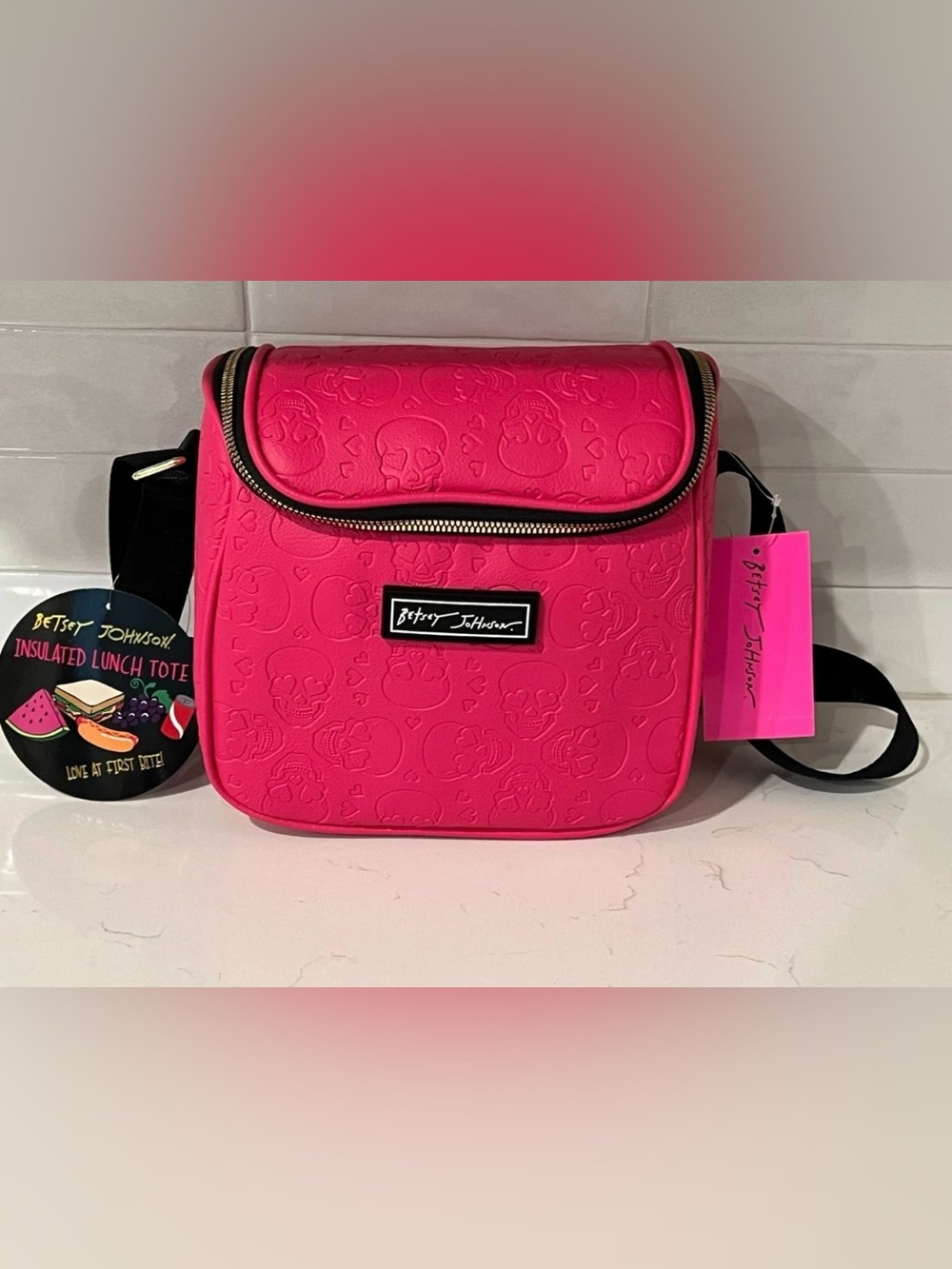 BETSEY JOHNSON Pink Embossed Skull Cube Insulated Lunch Tote Box Bag Goth NWT